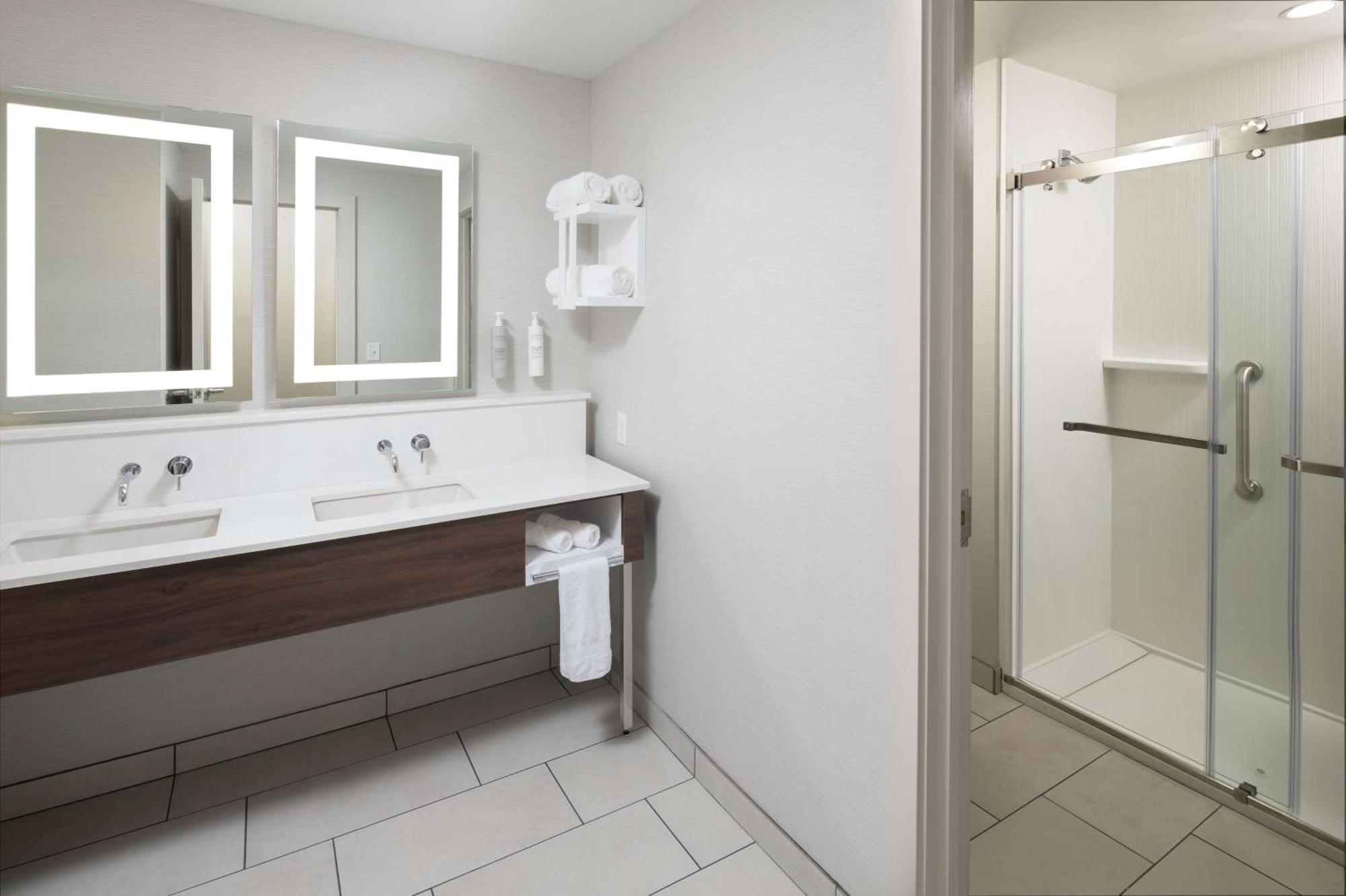 Hampton Inn & Suites Rochester Downtown Esterno foto